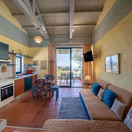 Blue Marine 1 Vip On The - Public Pool *