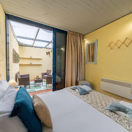 Blue Marine 1 Barbati On The Beach - Public Pool Apartment