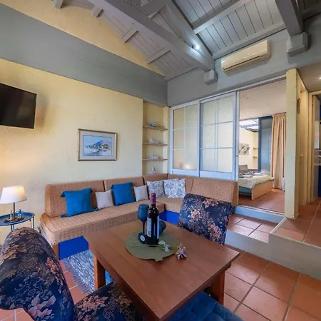 Blue Marine 1 Vip On The - Public Pool *